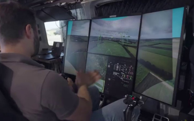 무인 화물헬기 R44 AIRTRUCK, 해상형 갑판 착륙과 지상 지원 절차 시연